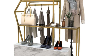 How To Create The Best Clothing Display For Your Store
